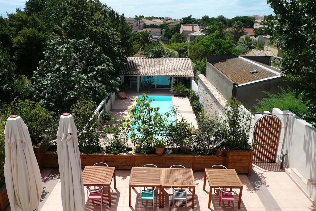 Petit Marseillan Pensión 3*